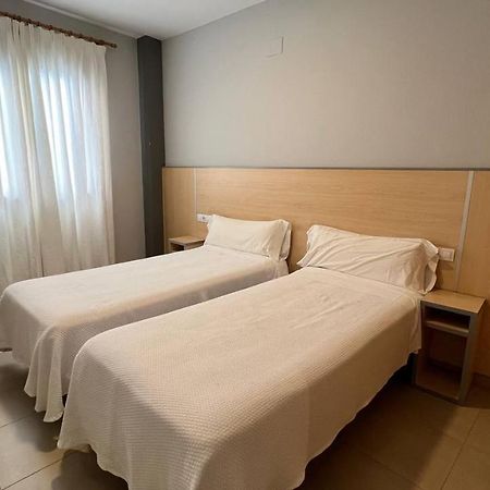 Hostal Manuela Punta Umbria Exterior photo