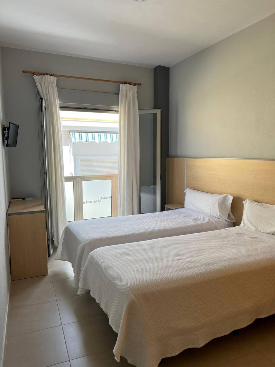 Hostal Manuela Punta Umbria Exterior photo