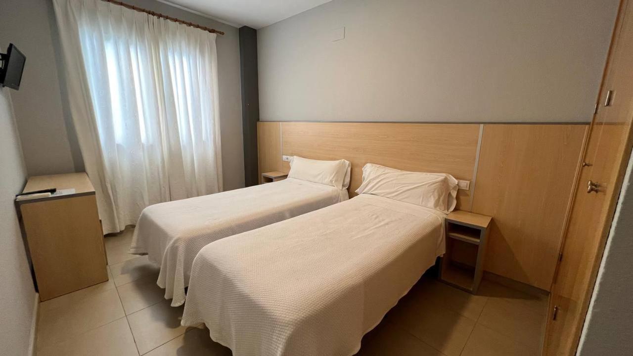 Hostal Manuela Punta Umbria Exterior photo