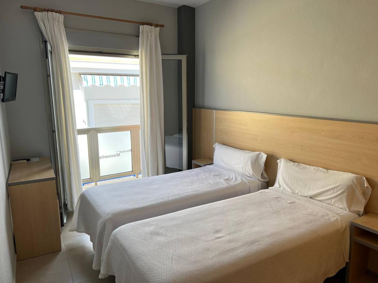 Hostal Manuela Punta Umbria Exterior photo